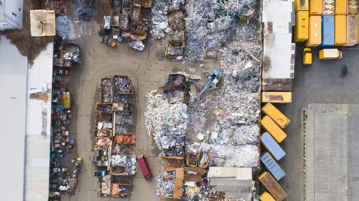 Junkyard &#8211; aerial view